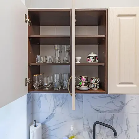 Prestigious Center With Free Parking By Polo 카우나스