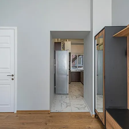 아파트 Prestigious Center With Free Parking By Polo *