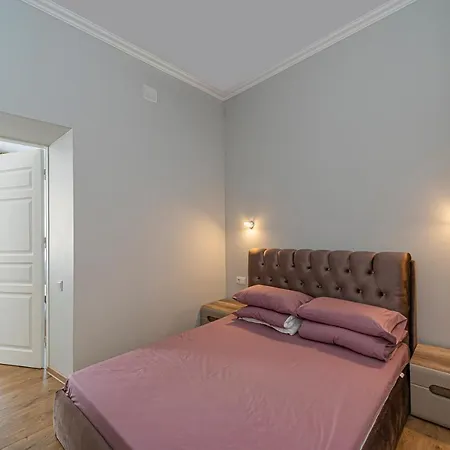 Prestigious Center With Free Parking By Polo Kaunas
