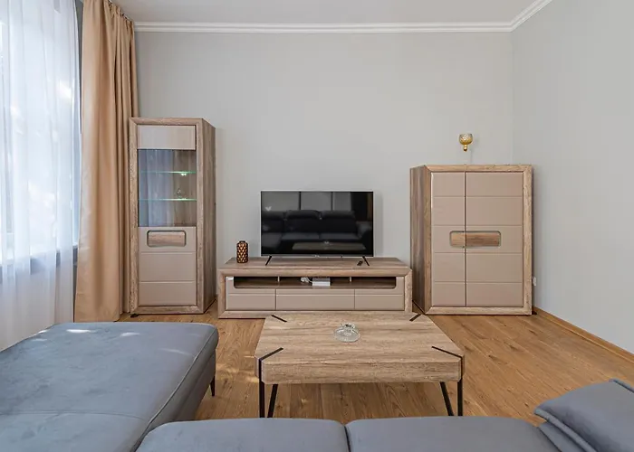 Prestigious Center With Free Parking By Polo شقة