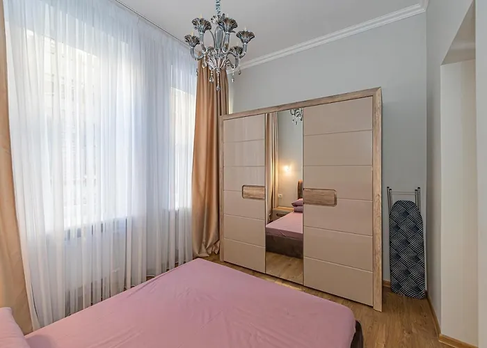 Prestigious Center With Free Parking By Polo * Kaunas